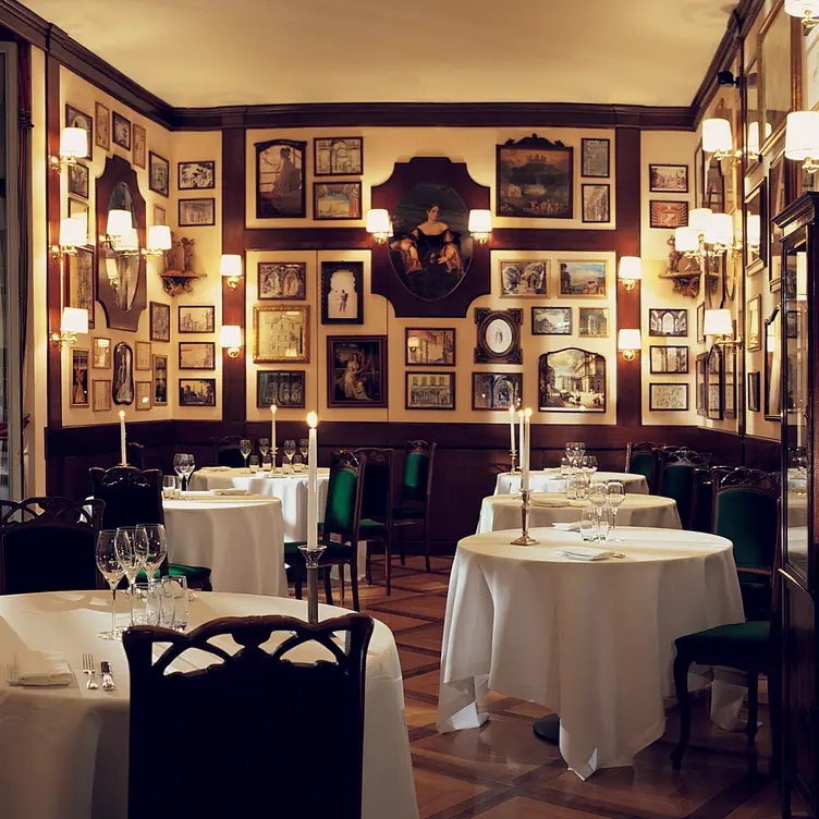 Don Carlos Restaurant Citta Metropolitana di Milano Milano