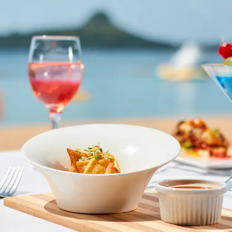 Hi Tide Restaurant at Bay Gardens Beach Resort & Spa, Rodney Bay, Gros Islet