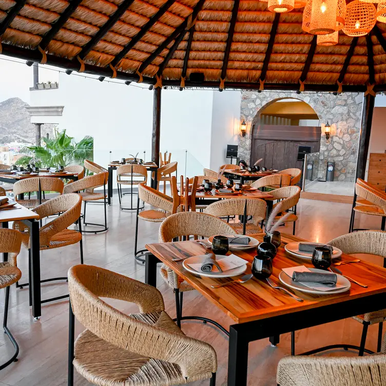 Loretta Restaurant Pedregal BCS Cabo San Lucas