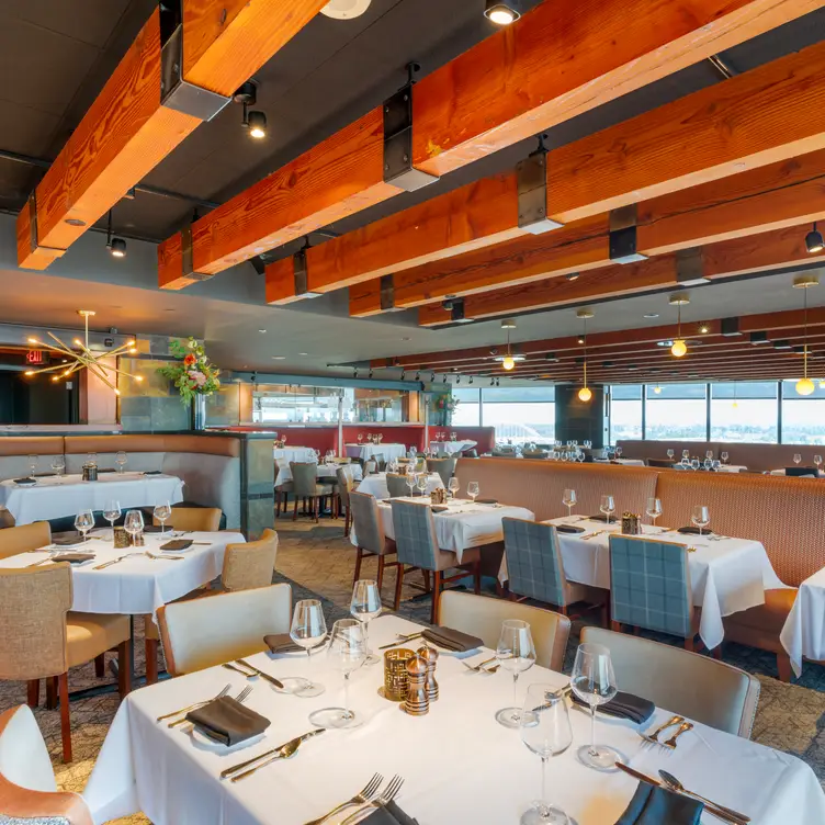 Portland City Grill Restaurant - Portland, OR | OpenTable