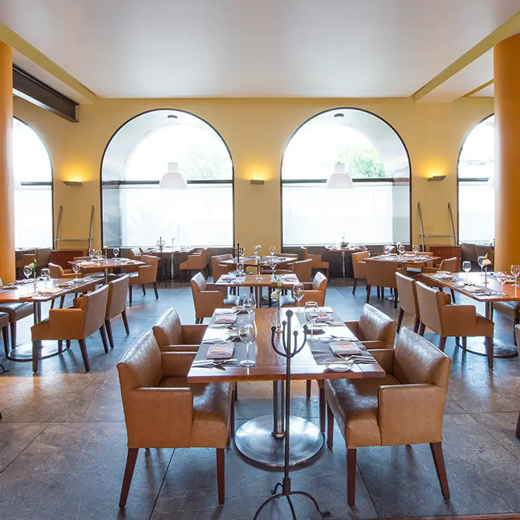 La Distral - Grand Fiesta Americana Queretaro - Actualizado el 2024