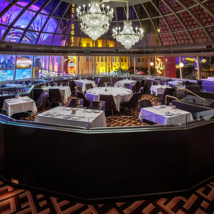 Oscar's Steakhouse Dining Room - Oscar's Steakhouse at the Plaza Hotel & Casino NV Las Vegas