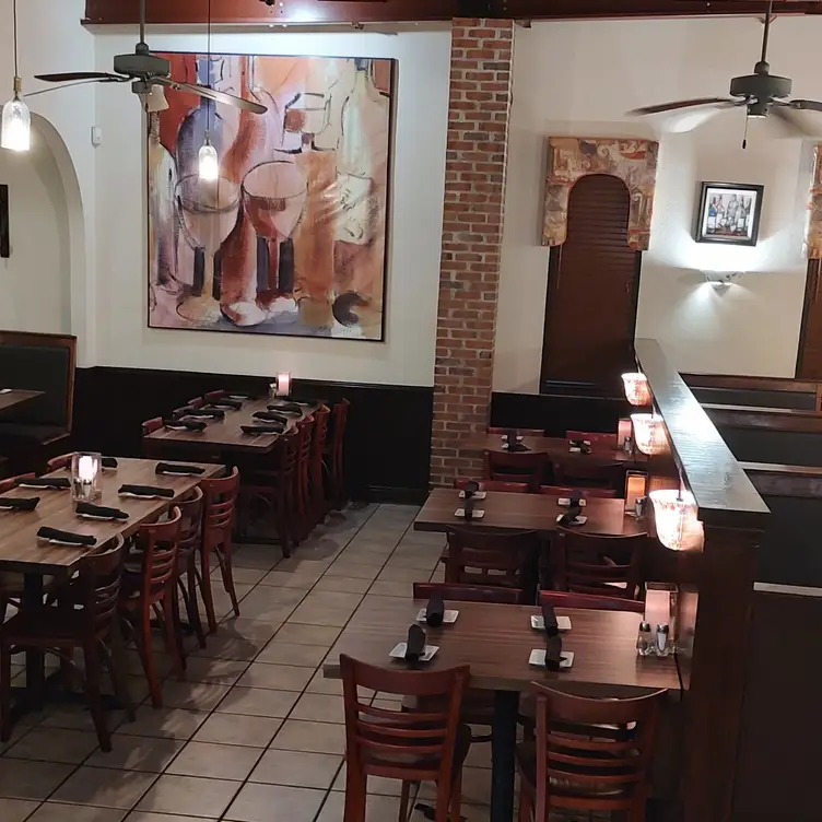 Our main dinning area - Roberto's Ristorante, Ocean Isle Beach, NC