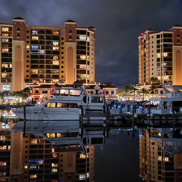 Fathoms Restaurant & Bar, Cape Coral, FL