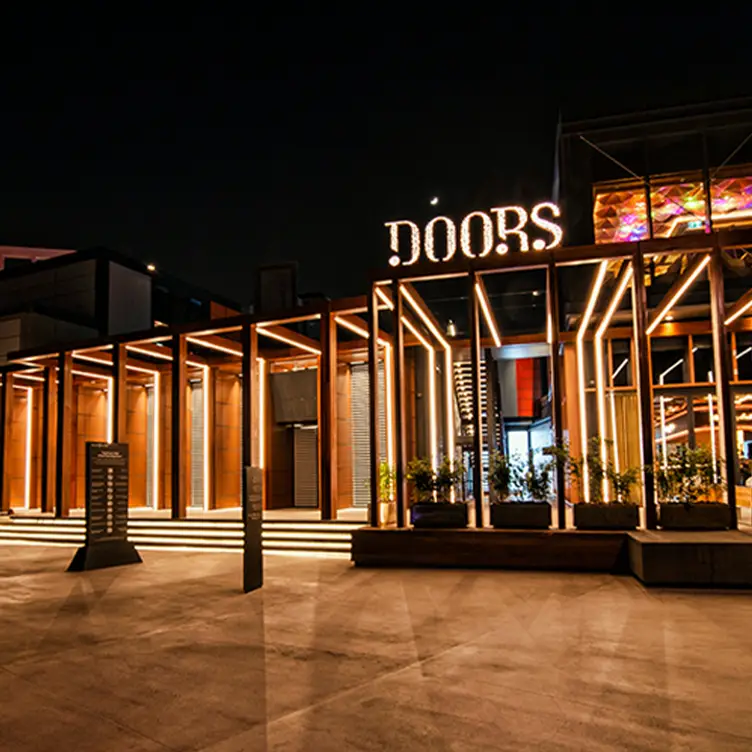 Doors Freestyle Grill - Steakhouse, Dubai, Dubai