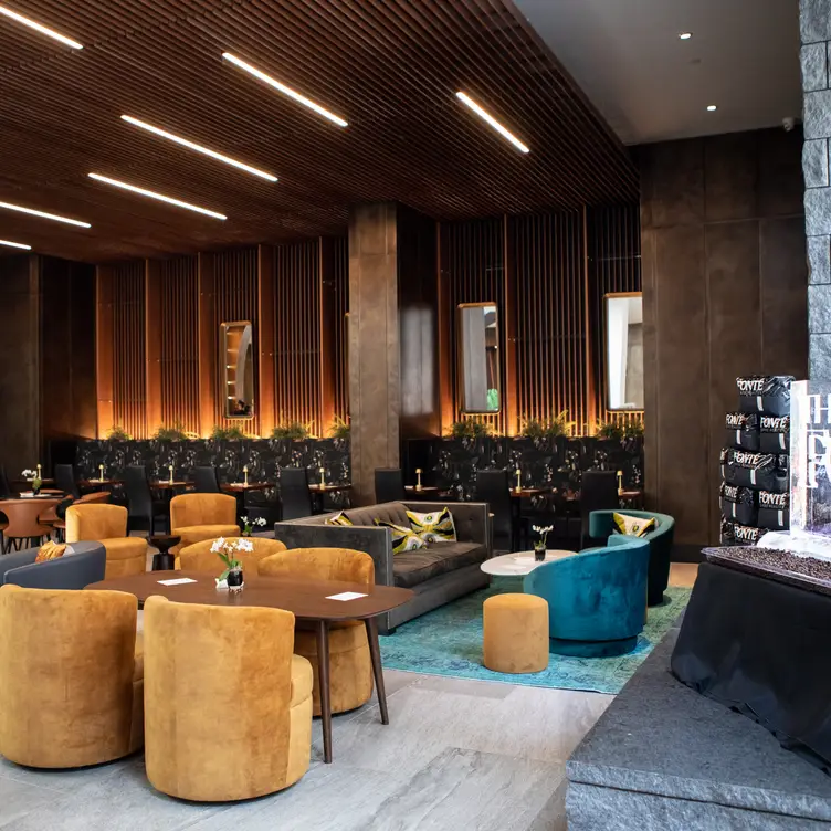 The Fonté Bar at Rainier Square, Seattle, WA