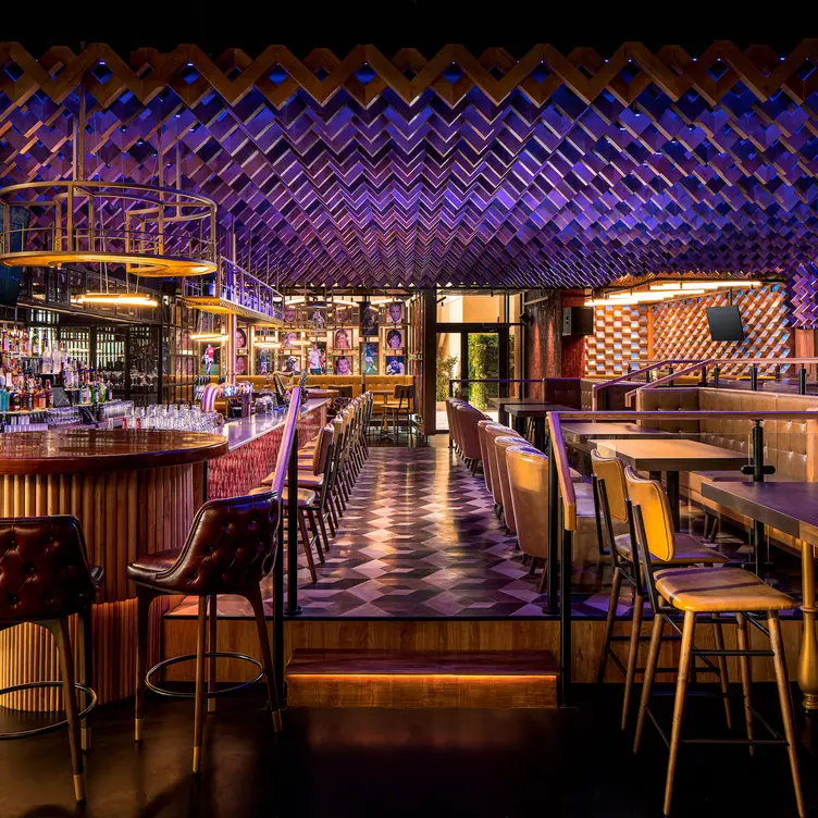 McGettigan’s - Holiday Inn & Suites Dubai Science Park, Dubai, Dubai