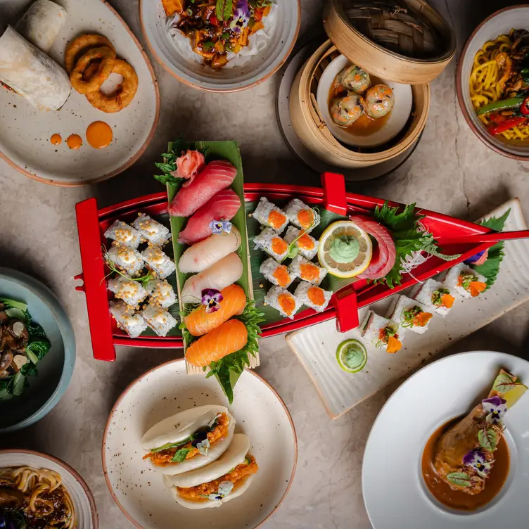 Assorted Asian dishes; vibrant sushi and dim sum. - GURA GURA - Covent Garden，Greater LondonLondon