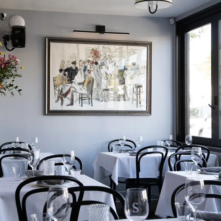 dining room bistro french restaurant - Fête Bistro by Slay CA Manhattan Beach