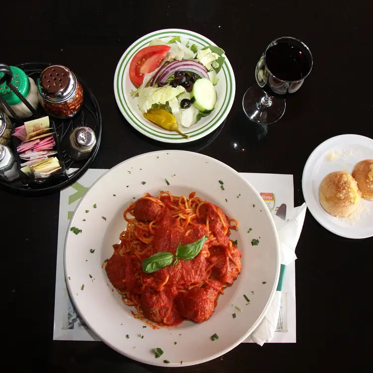 Italian Fare for those with the Highest Standards - City Pizza Italian Cuisine，FLWest Palm Beach