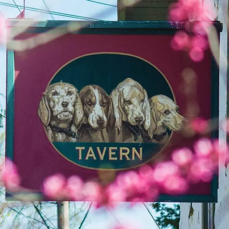 Four Dogs Tavern - Marshalton Inn