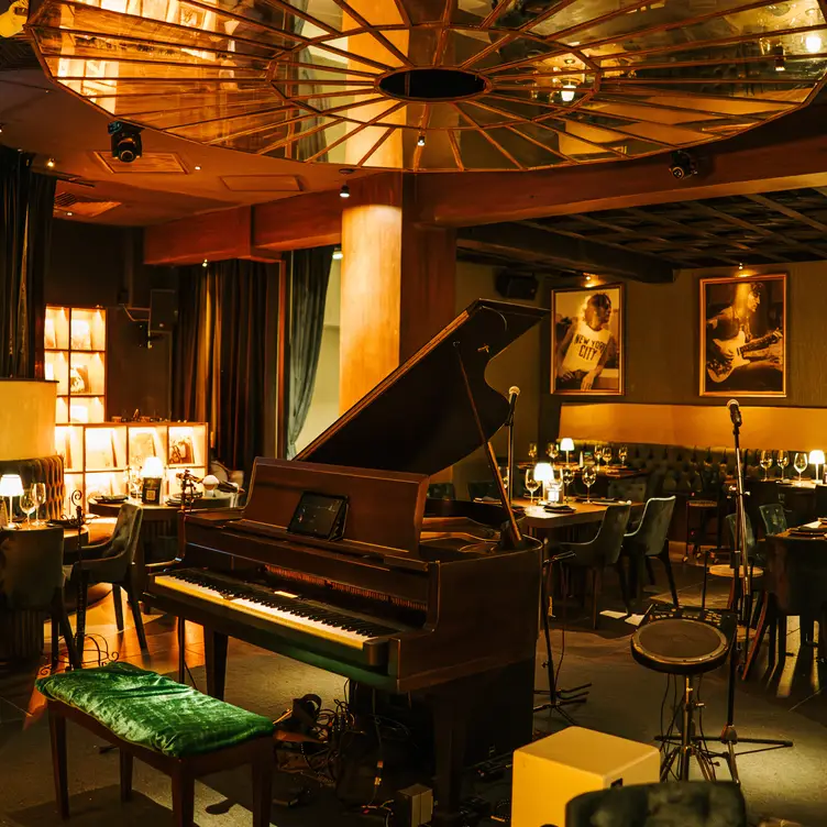 Lennon Piano Bar, Mérida, YUC