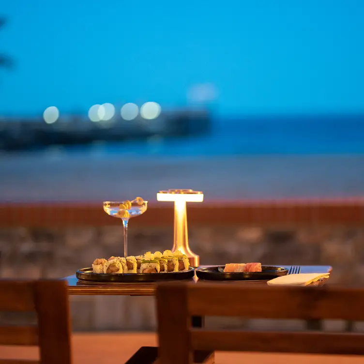 Fronte Mare - Zefiro Lounge，Provincia di SavonaLaigueglia