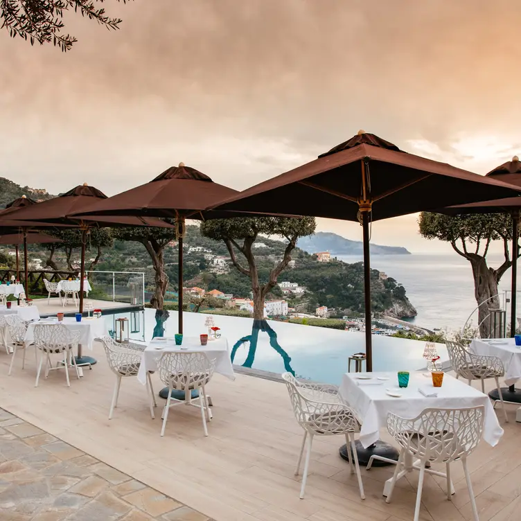 Scirocco Pool Bar & Sunset Restaurant, Massa Lubrense, Naples