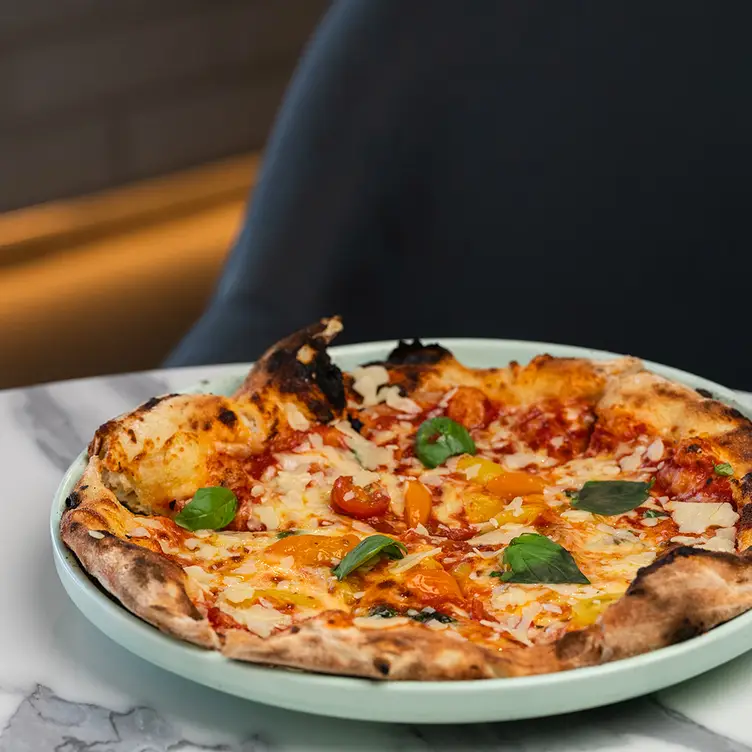 Tapas &amp; Wood-fired Pizza - BLND. Kitchen - Burleigh Leagues Club，AU-QLDMiami