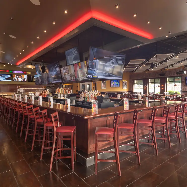 Jake n JOES Sports Grille - Waltham MA Waltham