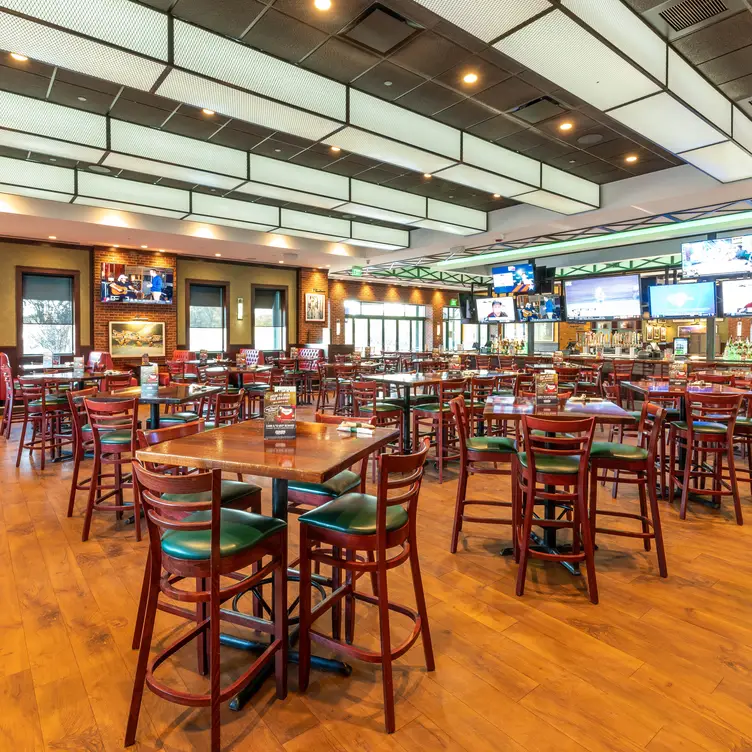 Jake n JOES Sports Grille - Braintree，MABraintree