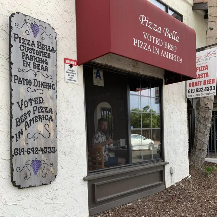 Pizza Bella Italian Bistro, San Diego, CA