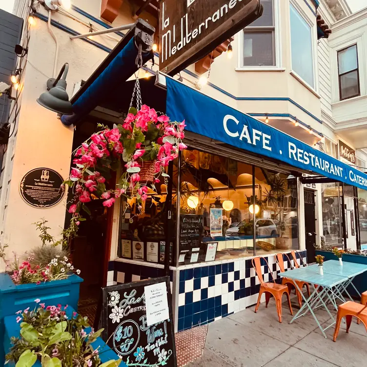 La Mediterranee with indoor and outdoor seating! - La Mediterranee CA San Francisco