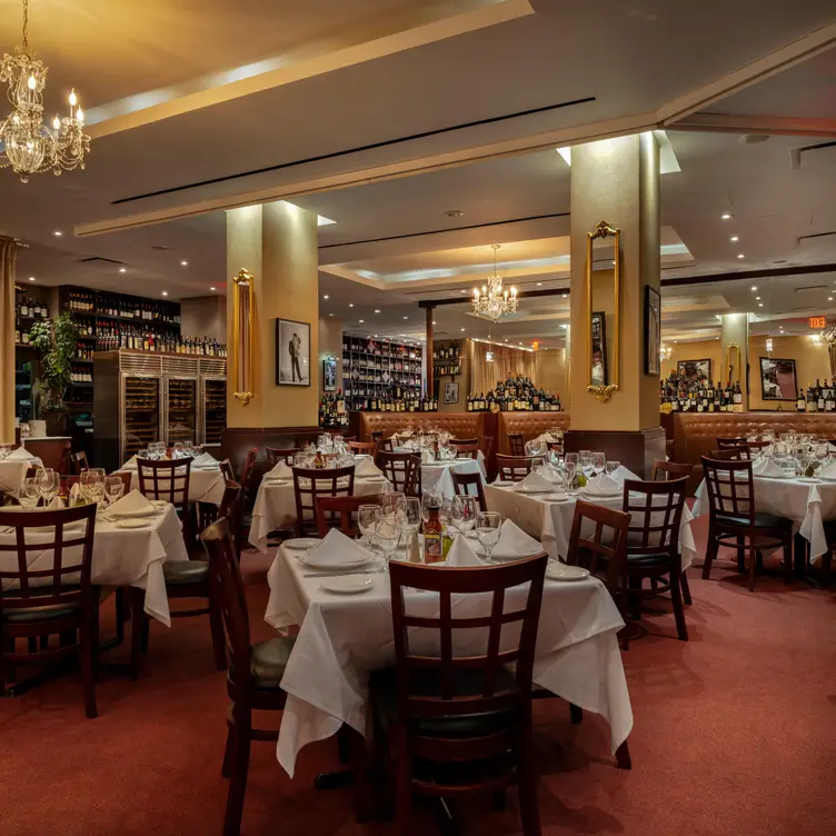 empire steak house west 54th indoor dining room - Empire Steakhouse - 237 West 54 Street off of Broadway, New York, NY