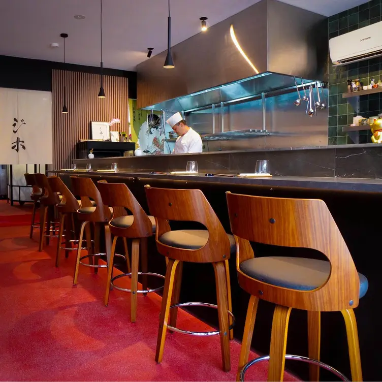 Experience authentic Omakase dining at Jihomakase. - Jihomakase AU-NSW Northbridge