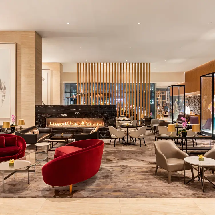 The Lobby Lounge at the Shangri-La Toronto, Toronto, ON