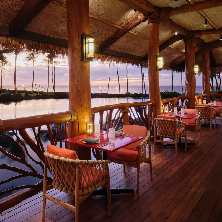 Humuhumunukunukuāpuaʻa Seaside Sunset Dining - Humuhumunukunukuāpuaʻa，HIWailea