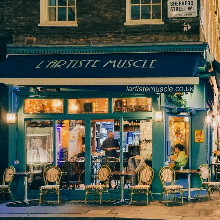 L'Artiste Muscle, London, England