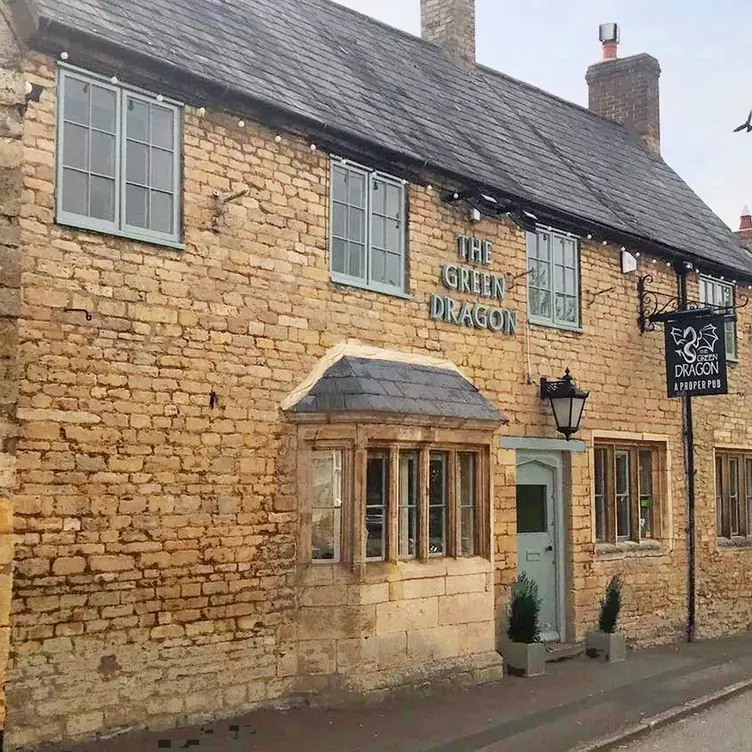 Family Owned and Run. - The Green Dragon, Kettering, Northamptonshire