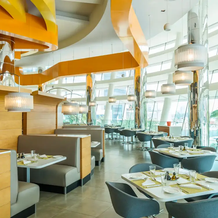 Dine - All Day Dining，Abu DhabiAbu Dhabi