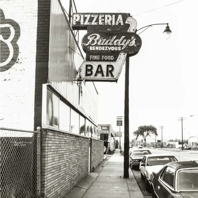 Buddy's Pizza - Okemos MI Meridian charter Township