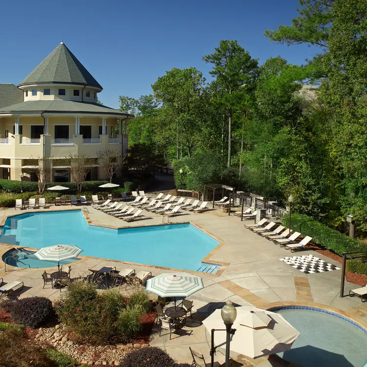 Located at Atlanta Evergreen Lakeside Resort  - Waterside Restaurant, Stone Mountain, GA