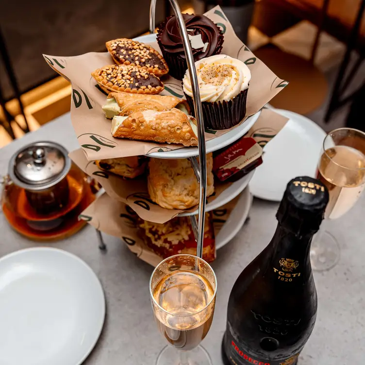 Nesso Prime Afternoon tea  - Nesso Coffee & Bar, Leeds, West Yorkshire