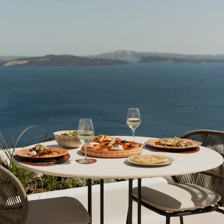 Adami Restaurant，SantoriniOia