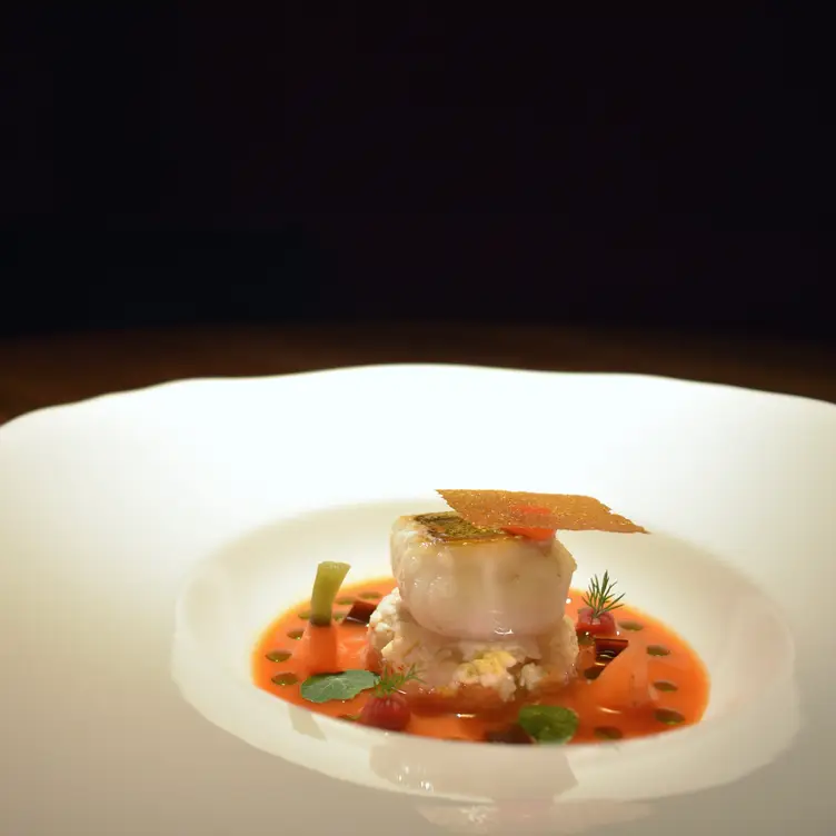 2erlei Zander / Kimchi / Karotte  - MiZAR Fine Dining，BYWürzburg