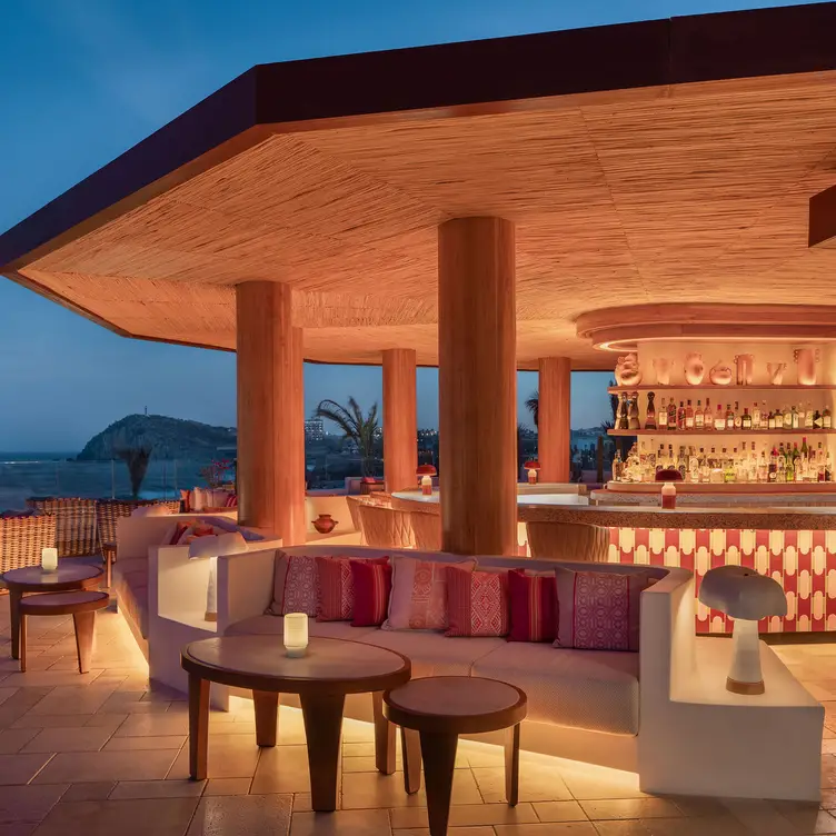 Sora Bar - Sora Rooftop Bar at Four Seasons Cabo San Lucas at Cabo Del Sol，BCSCabo San Lucas