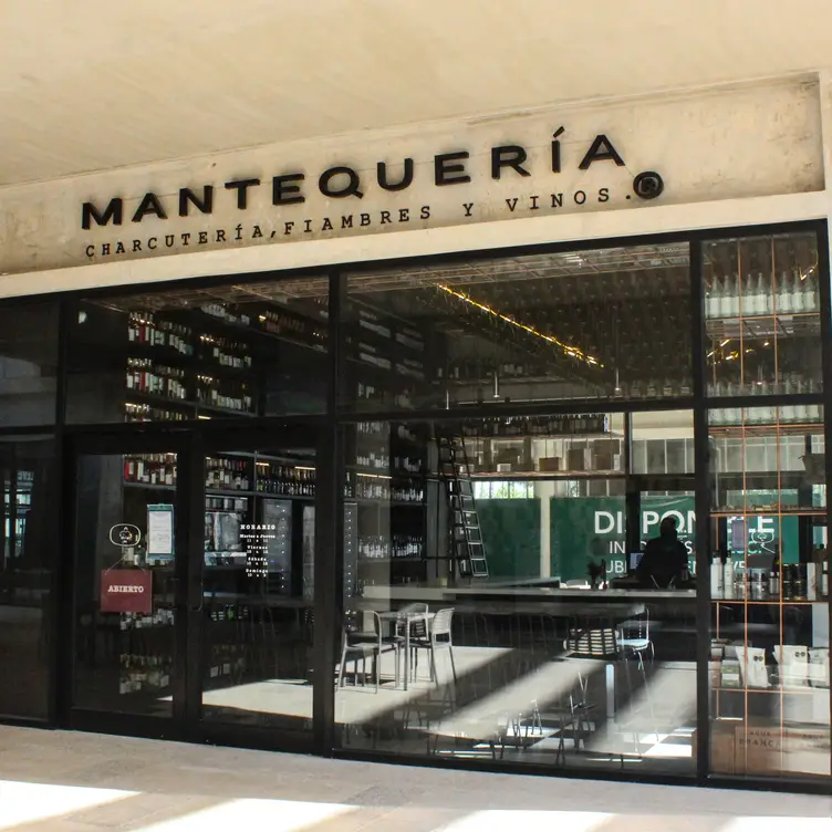 Exclusivo Wine Bar - La Mantequeria ROO Cancún