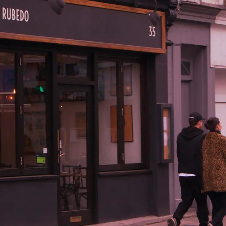 Rubedo, London, 