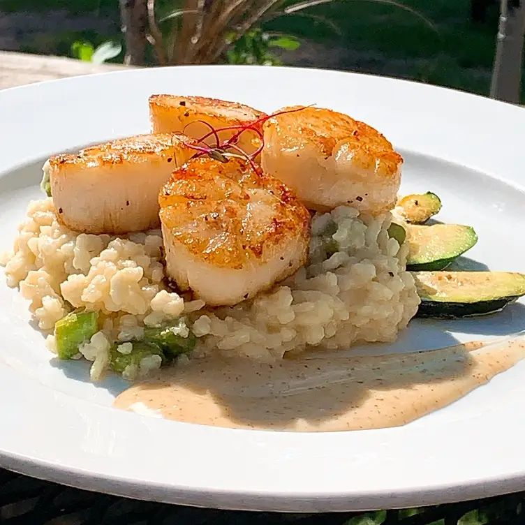 Pan seared scallops with asparagus risotto - Manhattan's at Manhattan Beach Lodge, Crosslake, MN