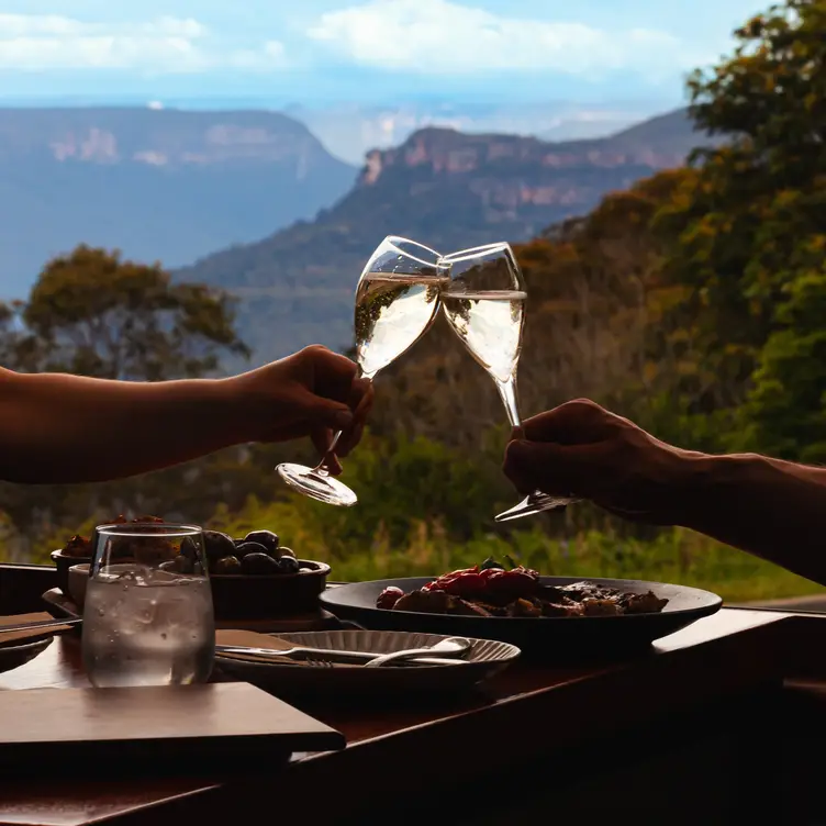 Lunch &amp; dinner views from Elysian  - Elysian，AU-NSWKatoomba