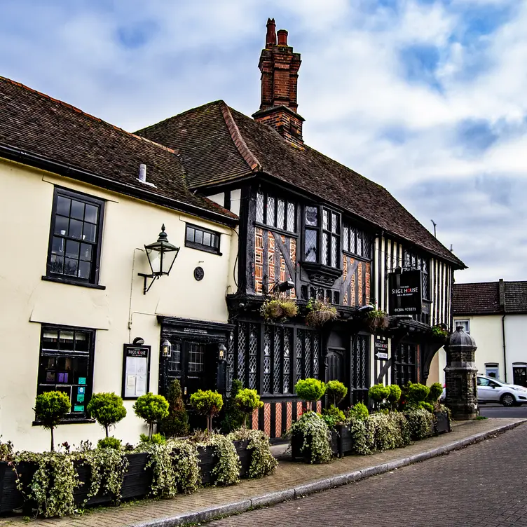 Summer at The Old Siege House - The Old Siege House Bar & Brasserie, Colchester, Essex