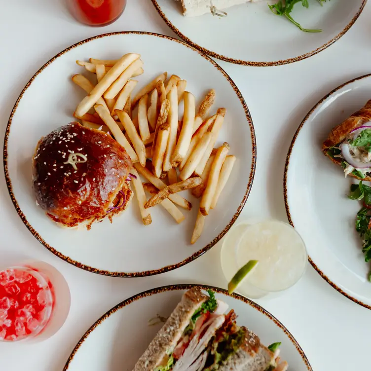 Fried Chicken Sandwich &amp; Bloody Mary!  - Plated Dreams, Woods Cross, UT