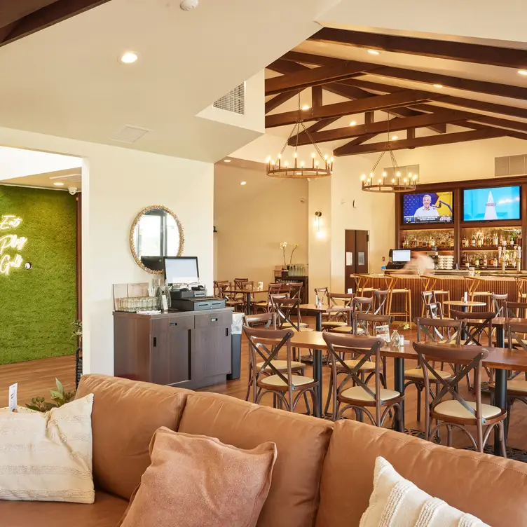 The Terrace and Bar at Rancho  - The Terrace at Rancho San Joaquin, Irvine, CA