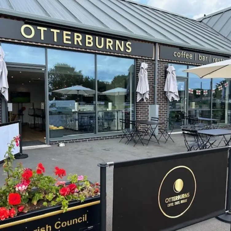 An upscale coffee, wine and food venue in Cheshire - Otterburns，CheshireRuncorn