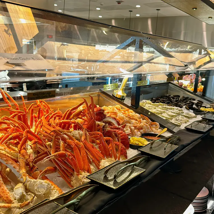 Luxury Seafood Buffet - NIKU X CA Los Angeles