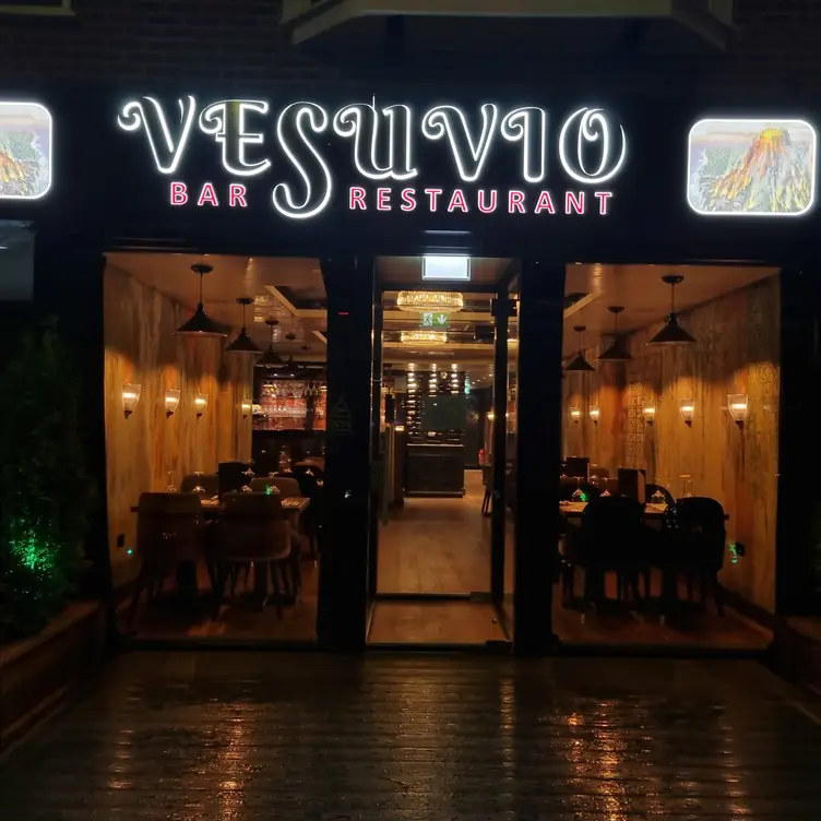 Vesuvio, Twickenham, Greater London