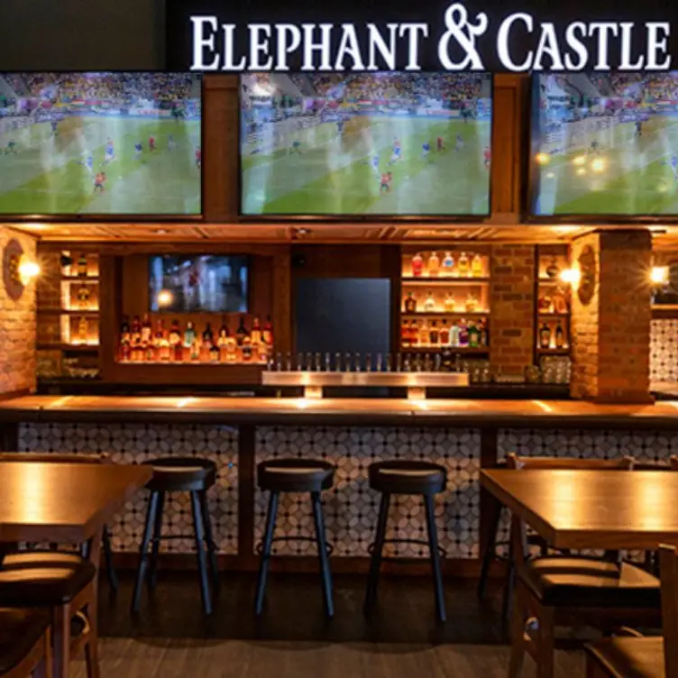 Elephant &amp; Castle Calgary Pub - Elephant & Castle - Calgary, Calgary, AB