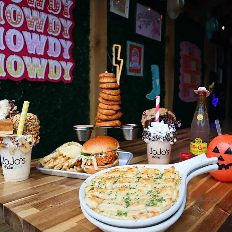 JoJo's Pumpkin Patch offerings in Naperville - JoJo's ShakeBAR - Naperville, Naperville, IL