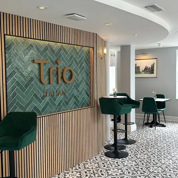 Trio，EssexSaffron Walden