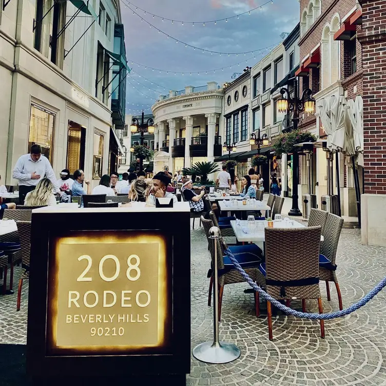 208 Rodeo - Beverly Hills，CABeverly Hills